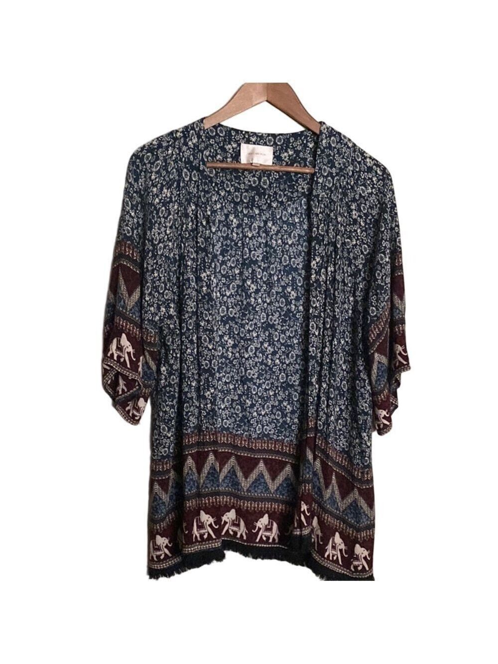 🎈$10 add on. Skies Are Blue Black Flutter Sleeve Kimono Tunic